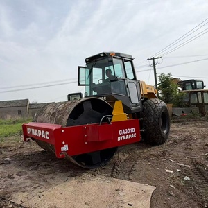 Compacteur vibrant d'occasion Dynapac CA301D, équipement de construction routière, moteur puissant, prêt à être expédié - Product Image 1
