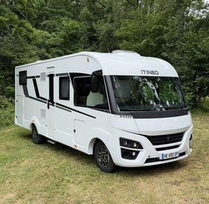 Neat Motorhomes Campers Trailerr off Road Travel. - Product Image 1