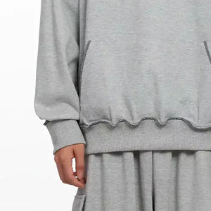 Sweat à capuche pour homme de haute qualité pour les acheteurs en gros avec cordon de serrage pour la capuche / Couleur unie avec logo personnalisé Conception à manches longues - Product Image 3