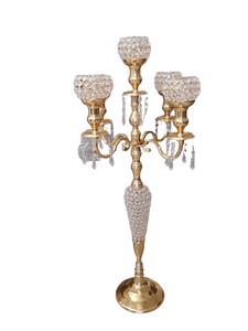 Paire de chandeliers vintage en laiton à trois bras, porte-bougie artisanal de qualité supérieure pour une décoration intérieure classique et luxueuse - Product Image 5