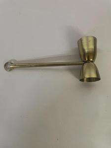 Jigger de Barra de Acero Inoxidable con Mango Largo y Acabado Dorado, Herramienta de Medición de Cócteles de Precisión con Agarre Fácil y Vertido Equilibrado - Product Image 4