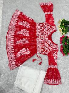 Nouvel été spécial Kurta ensemble lourd Georgette numérique imprimé avec fil broderie travail haut et Palazzo avec ensemble Dupatta - Product Image 3