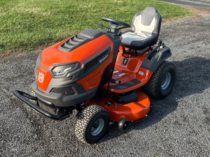 Tractor cortacésped Husqvarna TS146X nuevo y usado, económico, en venta. Proveedor de cortacéspedes para jardín con envío inmediato. - Product Image 2