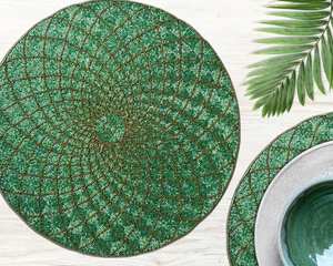 Sets de table perlés avec motif floral personnalisé pour la décoration de table lors de fêtes de Noël, rouge et vert - Product Image 3