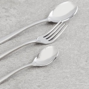 Appariement d'ustensiles en argent de cuillère et de fourchette adapté aux repas de famille service de restaurant fonctions traiteur et tables de vacances - Product Image 2