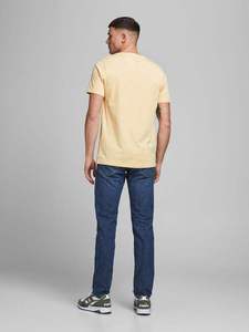 T-shirts respirants 100% coton pour hommes sur mesure pour l'impression numérique à motif solide d'été fabriqués au Pakistan - Product Image 3