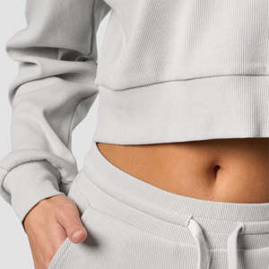 Sudadera Corta Moderna para Mujer, Ligera y Cómoda, Perfecta para Uso Casual y en Capas - Product Image 4