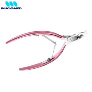 INNOVAMED meilleur fournisseur OEM pince à ongles à cuticules taux de gros en acier inoxydable de couleur noire pour les soins de beauté à utiliser avec les doigts - Product Image 2