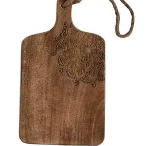 Planche à découper en bois de manguier de conception royale Vaisselle personnalisée pour les légumes Découpe de fromage - Outil de cuisine élégant Blocs à découper - Product Image 1