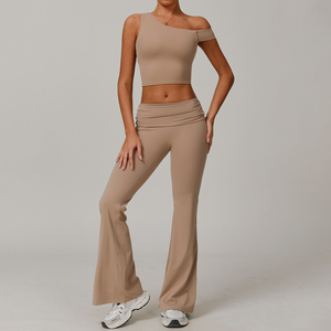 Ensemble de 2 pièces pour femmes, vêtements de yoga et de fitness personnalisés avec logo, débardeur de sport sans dos à bretelles, pantalon évasé taille haute push-up, tenue de sport - Product Image 2