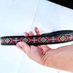 Exquisito cinturón de cuentas hecho a mano con detalles de perlas y diamantes de imitación para uso formal - Product Image 5