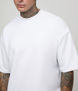 OEM de alta calidad de algodón transpirable camiseta de moda Hip Hop Streetwear estilo personalizado impreso hombro caído ajuste largo-240 gramos - Product Image 3