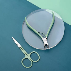 Kit de manucure et pédicure professionnel de voyage, prix d'usine, 4 en 1, acier inoxydable, léger, réutilisable, design compact, étui à fermeture éclair - Product Image 2