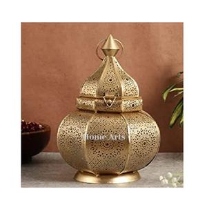 High Quality Iron <b>Gold</b> Color Macaroon <b>Lantern</b> Customized Size And Shape Hanging <b>Lantern</b> For Best Selling - Product Image 4