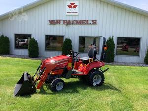 Tractor Agrícola Massey Ferguson 2025 1GC.23 4WD - Product Image 6