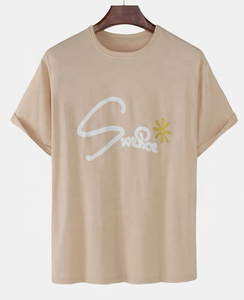 Nouveau T-shirt décontracté pour homme 100 % coton, coupe droite, anti-plis, écologique, à manches courtes, avec ourlet incurvé extra long et décolleté ras du cou - Product Image 3