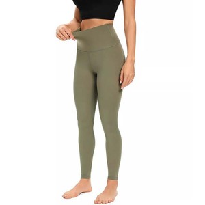 Capri de haute qualité avec poches, pantalon de sport d'entraînement, legging de Yoga taille haute personnalisé en Polyester Spandex pour femme, séchage rapide - Product Image 6