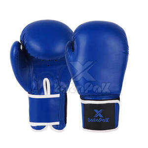 Guantes de boxeo cómodos y transpirables para jóvenes con relleno suave Cuero impermeable Hecho en Pakistán - Product Image 4