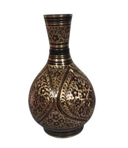 Florero de latón de calidad superior Estilo de diseño moderno Macetas y jarrones de metal Vintage para la decoración de la boda del hotel en casa - Product Image 4