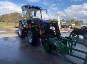 Tracteur LOVOL M604 TB-2 6OHP haute performance avec chargeur frontal, godet 4 en 1, fourches à palettes, lances, débroussailleuse 5 pieds, homologué EPA CE, à vendre - Product Image 2