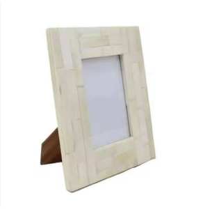 Cadre photo et vaisselle décorative faits main en os incrusté gris et blanc – Pièce de qualité supérieure - Product Image 1