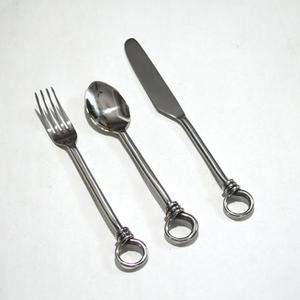 Ensemble de couverts décoratifs de table pour cuisine d'hôtel Vaisselle Couverts Aspect royal de l'utilisation de la restauration hôtelière - Product Image 3