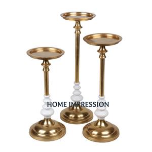 Candelabro Navideño de Lujo Hecho a Mano en Aluminio con Diseño de Palmera para Decoración del Hogar y Bodas, India - Product Image 2