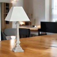 Elegante lámpara de pie grande de madera y tela perfecta para la decoración de la sala de estar y el dormitorio
