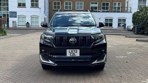 โตโยต้า ปราโด TX L ปี 2024 มือสอง พวงมาลัยซ้าย SUV เบาะหนัง กล้องมองหลัง จอสัมผัส - Product Image 1