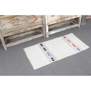 Alfombra Turca de 1.7x3.2 pies, Alfombra Pequeña Vintage, Alfombra Oriental Blanca - Product Image 1