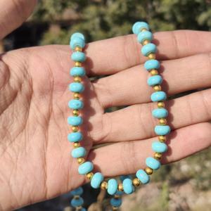 Collier en perles de turquoise naturelle, collier en pierres précieuses rondes lisses de 8 mm, bijoux minimalistes faits à la main, cadeau - Product Image 3