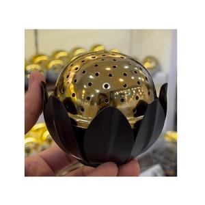 หัวเผาบาคูร์โลหะสีทองและสีดำสำหรับใช้ในบ้านและโรงแรม - Product Image 1