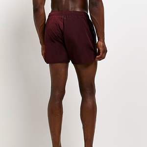 Short de bain irisé en Nylon Polyamide, coupe classique, avec poches latérales, taille élastique, rouge, coupe classique, 100% - Product Image 4