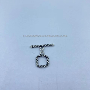 Elegante pulsera de cierre de plata 925 con chapado en oro Diseño seguro y ajustable Estilo clásico para fiestas de boda Regalos personales - Product Image 1