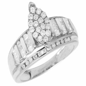 Anillo de compromiso de lujo de plata de ley con moissanita redonda/en forma de baguette, chapado en rodio, con diamantes, para mujer, ideal para bodas y fiestas. - Product Image 1