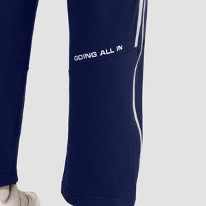 Pantalon Drift Pro Navy surdimensionné à taille mi-haute et jambe large, respirant, avec bande latérale décorative, technique de teinture unie - Product Image 6