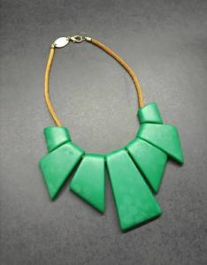 El mejor collar de resina hecho a mano al por mayor para mujer, joyería de moda acabada atractiva para compromiso de fiesta de boda en India - Product Image 1