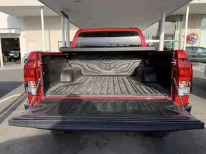 TOYOTA HILUX Z édition BLACK RALLY - Product Image 2