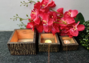 Portavelas decorativo hecho a mano de alta calidad marrón claro en forma de Pilar medio personalizado relleno de cera de madera de mango Natural portavelas - Product Image 5