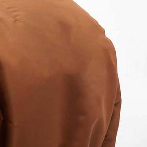 Blousons d'aviateur de style de rue pour hommes produit en toile de bonne qualité conception à glissière service OEM saison d'hiver prix bon marché - Product Image 6