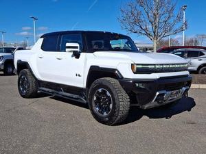 รถจีเอ็มซี ฮัมเมอร์ อีวี ปี 2022 มือสอง เกียร์อัตโนมัติ ล้อแม็ก R18 พวงมาลัยซ้าย เครื่องยนต์เทอร์โบ ขับเคลื่อนสี่ล้อ ภายในสีอ่อน เบาะหนัง หลังคาซันรูฟแบบพาโนรามา - Product Image 4