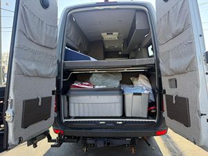 <span class=keywords><strong>Mercedes</strong></span>-Benz <span class=keywords><strong>Sprinter</strong></span> 3500 <span class=keywords><strong>4x4</strong></span> 2017 en excellent état - Product Image 5