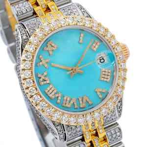 Reloj de Lujo Hip Hop de Primera Calidad, Marcadores de Hora con Diamantes de Moissanita Azules, Diseño Pavé en Oro Amarillo, Elegante Pantalla Analógica, Correa de Cuero - Product Image 4