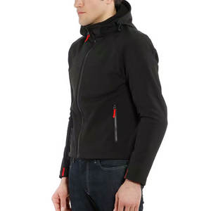 Sweat à capuche confortable pour moto avec armure renforcée idéal pour les trajets quotidiens et la sécurité routière - Product Image 4