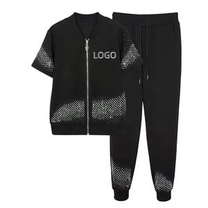 Conjunto Deportivo de 2 Piezas para Mujer con Logotipo Personalizado, Sudadera con Capucha y Pantalones de Algodón Puro, Conjuntos Deportivos al por Mayor con Estilo de Pedrería - Product Image 2