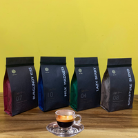 Café Premium du Vietnam 100% Arabica Pur Grains de Café Torréfiés 0,5 kg Prix de Gros pour les Entreprises Prêt à l'Exportation