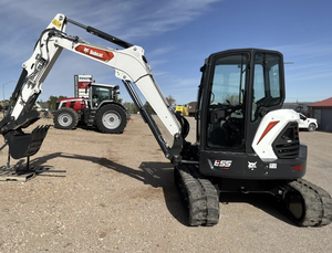 Miniexcavadora Bobcat E55 de 5.5 toneladas, calidad profesional, mejor relación calidad-precio, modelo 2026 - Product Image 2