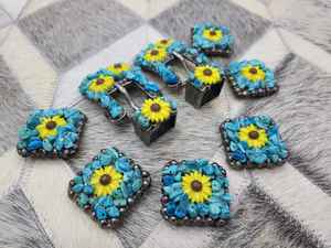 Western Horse Tack Headstall Ornaments OEM Decorative Buckle & Conchos Set Turquoise Pebble <b>Stones</b> Decorated With 3D Sunflower - Product Image 3