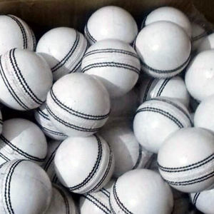 Balles dures de cricket personnalisées OEM ODM balles dures de cricket professionnelles d'extérieur de fabricants les moins chers - Product Image 6