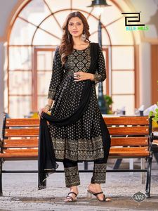 Dernière tenue de styliste Tenue indienne Pantalon Kurti en rayonne avec Nazmin Dupatta Exportateur et fournisseur indiens - Product Image 3